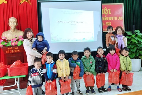 TẾT YÊU THƯƠNG
