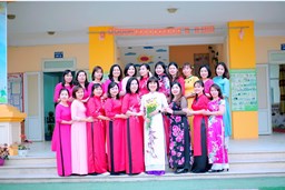 Tổ chức gặp mặt dâu rể nhân dịp 08/3